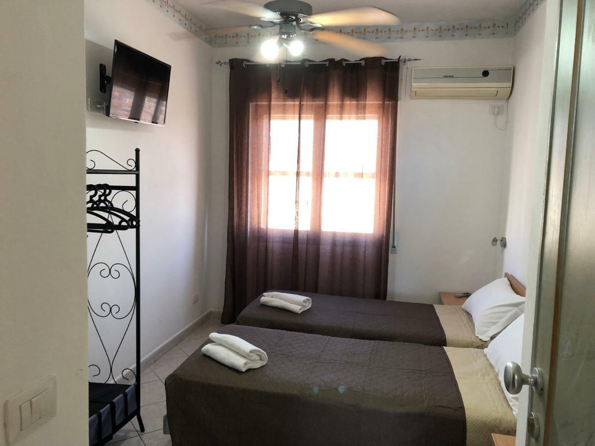 Civico 17 Hotel Alghero Bagian luar foto